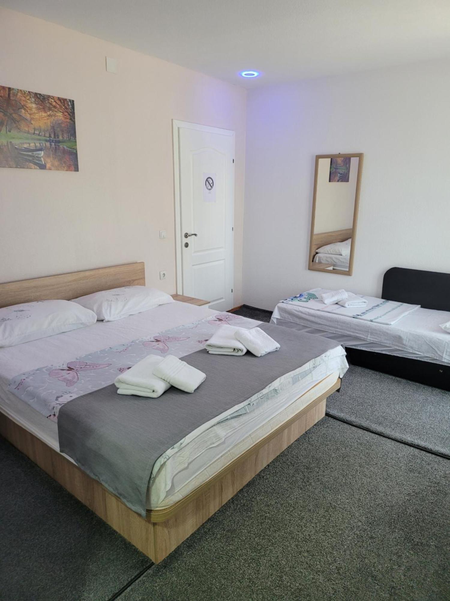 Villa Deea Ohrid Bagian luar foto